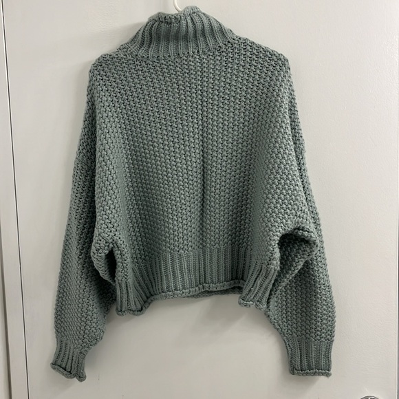 H&M Chunky Knit Sweater - Picture 2 of 4